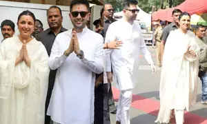 Ahead of LS polls in Delhi, Parineeti & Raghav seek blessings at Siddhivinayak Temple