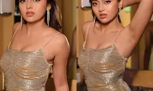 Tejasswi Prakash sizzles in golden shimmery dress, wet hair and glossy makeup