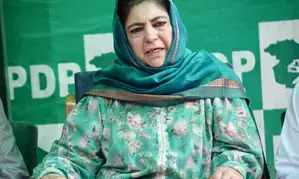 Mehbooba sits on dharna alleging PDP workers have been arrested