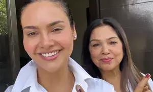 Esha Gupta casts her vote, urges the rest of Delhi to ‘come on’