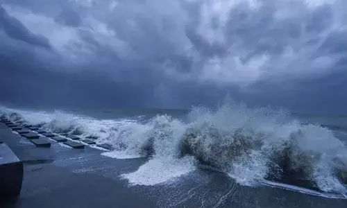 Severe Cyclone Remal Barrels Towards Bengal Coast, Red Alert Issued
