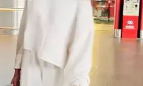 Janhvi Kapoor tells paparazzi at Mumbai airport, ‘Aaj ka cardio ho gaya apka’