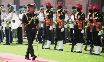 Army chief gets one month extension in service