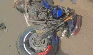 Three bike riders killed in road accident in Ktaka