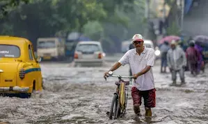 Cyclone Remal: Death toll in Bengal rises to six (Lead)