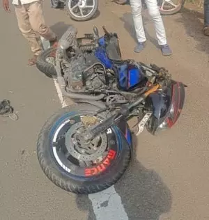 Three bike riders killed in road accident in Ktaka Three bike riders killed in road accident in Ktaka