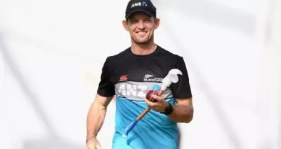 Heinrich Malan extends tenure as Ireland men’s head coach until mid-2027