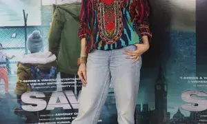 Divya Khossla wore two pairs of jeans, no-makeup for jailbreak thriller Savi