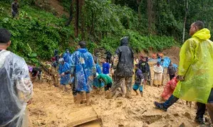 27 dead, many missing as rain and landslides wreak havoc in Mizoram, Aizawl cut off from country (2nd Lead)