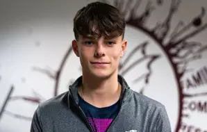 Archie Vaughan signs first professional contract with Somerset