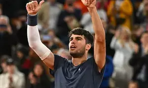 French Open: Alcaraz passes tough de Jong test to advance as rainy disrupts schedule