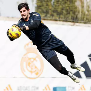 Champions League: Lunin flu makes Courtois clear favourite to play in final