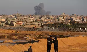IDF takes control of key Gaza-Egypt border road, discovers 20 tunnels