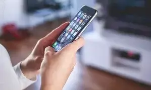 UP woman shocks husband after he takes away her phone