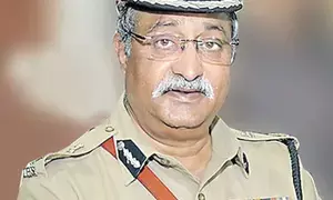 Suspended Andhra IPS officer reinstated on retirement day