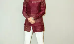 Ayushmann Khurrana heads for hometown Chandigarh to vote