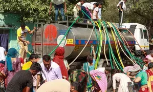Delhi govt petitions SC seeking additional water supply from  neighbouring states