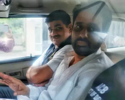 Trouble mounts for AAP MLA Amanatullah Khan in petrol pump assault case Trouble mounts for AAP MLA Amanatullah Khan in petrol pump assault case