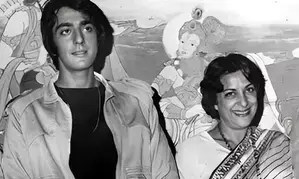 On Nargiss 95th birth anniversary, Sanjay Dutt says he misses his mother every day, every minute’