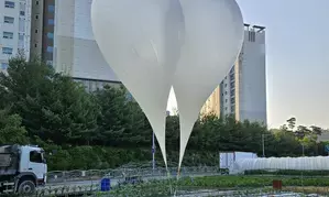 N. Korea sending balloons carrying trash to S. Korea again: Seouls military