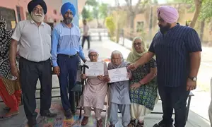 Curtains come down on Lok Sabha polls with over 61 per cent turnout in final phase (Lead)