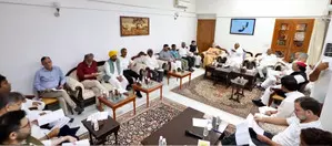 INDIA bloc members hold informal meet at Kharge’s residence ahead of exit polls