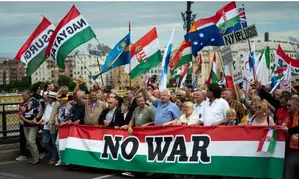 Hungarian PM calls for peace in demonstration ahead of elections Hungarian PM calls for peace in demonstration ahead of elections