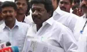 Tamil actor Karunas found in possession of bullets at Chennai airport