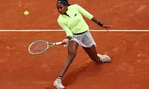 French Open: Gauff dominates Cocciaretto to reach quarters