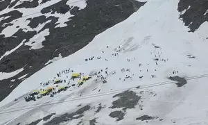 J&K: Local missing, 2 tourists rescued as glacier caves in Sonamarg hill station