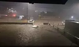 2 dead, 4 missing in floods in South Africa