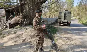 LeT commander Riyaz Dar, one more terrorist killed in J&K gunfight (2nd Lead)