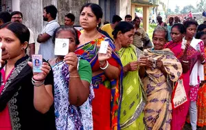 Re-polling concludes in two booths of Bengal amid reports of sporadic violence