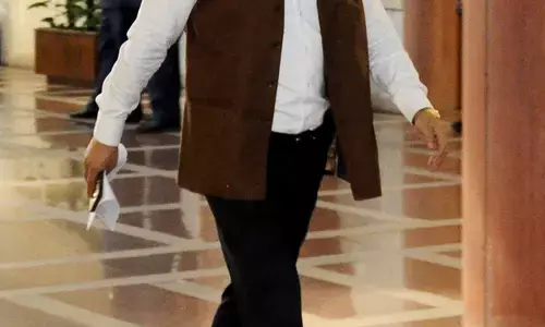 BJP’s Kiren Rijiju, Congress’ Bosiram Siram leading in Arunachal Pradesh