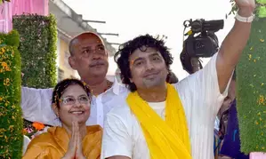 Bengali actor Dev races ahead in West Bengal’s Ghatal