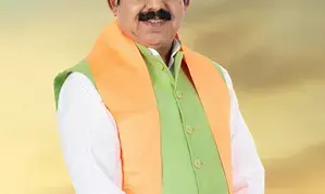 BJPs Shankar Lalwani wins Indore LS seat with 10.8 lakh votes