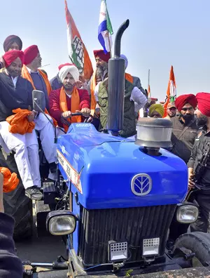 Congress leading in six seats in Punjab, show polling trends Congress leading in six seats in Punjab, show polling trends