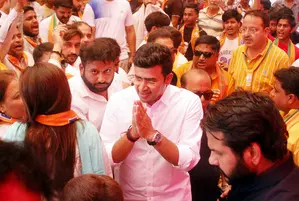 Tejasvi Surya wins Bengaluru South with 2.77 lakh votes Tejasvi Surya wins Bengaluru South with 2.77 lakh votes