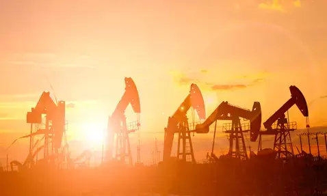 India to benefit as global oil prices decline by over $4 a barrel