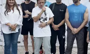 Taha Shah, Aparshakti, Sunny Kaushal, Stebin Ben do the Green Ride Cyclothon in Mumbai