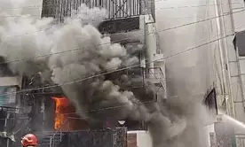 Delhi hospital fire doused, none injured (Ld)