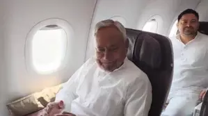 Nitish Kumar, Tejashwi Yadav leave for Delhi in same flight Nitish Kumar, Tejashwi Yadav leave for Delhi in same flight