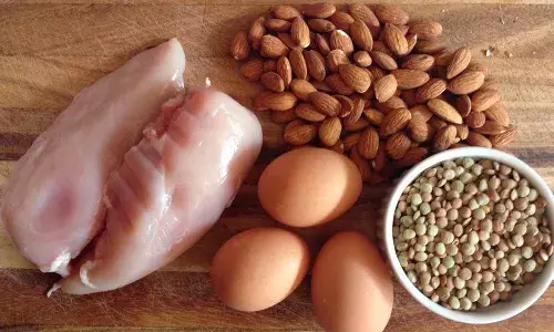 Decoding the Signs of Protein Deficiency and Its Vegetarian Sources