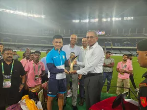 Tendulkar praises Sunil Chhetri, India skipper felicitated by Eastern Command of Indian Army;