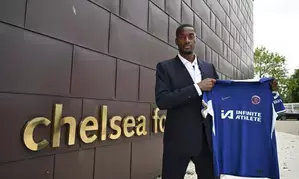 Chelsea sign defender Tosin Adarabioyo on a four-year deal from Fulham