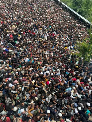Over one lakh devotees throng Baba Nagri shrine in J&K’s Ganderbal District on annual Urs Over one lakh devotees throng Baba Nagri shrine in J&K’s Ganderbal District on annual Urs