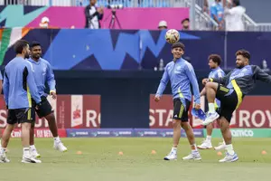 T20 World Cup: Toss in India-Pakistan match to take place at 8pm IST; game to begin from 8:30pm T20 World Cup: Toss in India-Pakistan match to take place at 8pm IST; game to begin from 8:30pm