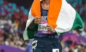 Indian athletes excel on road to Paris, Gulveer sets national record in Mens 5000m