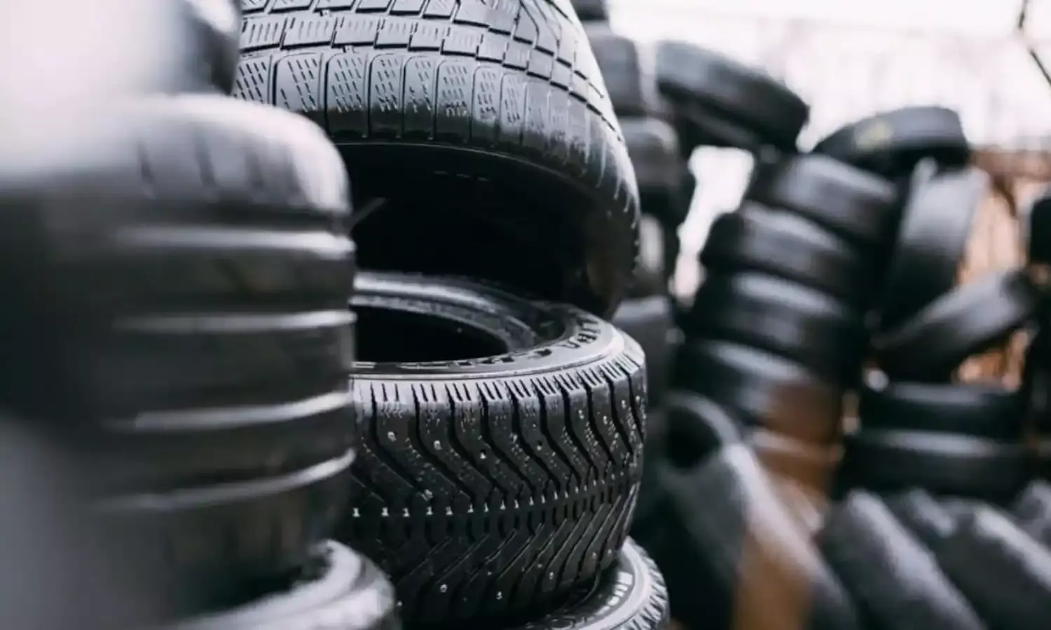 Indian Tire Exports Hold Steady at Rs 23,073 Crore in FY24 Despite Headwinds