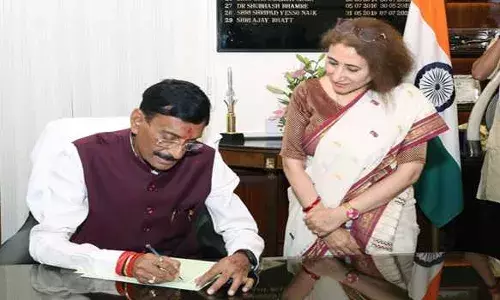 Sanjay Seth Assumes Charge as Minister of State for Defence